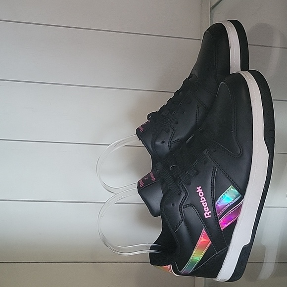 Heeley Other - Heeleys Girls Sz. 5 BB 4500 Low Top Reebok Skate Shoes